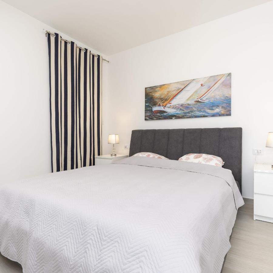 Apartments Losinj Sunset Mali Lošinj Eksteriør billede