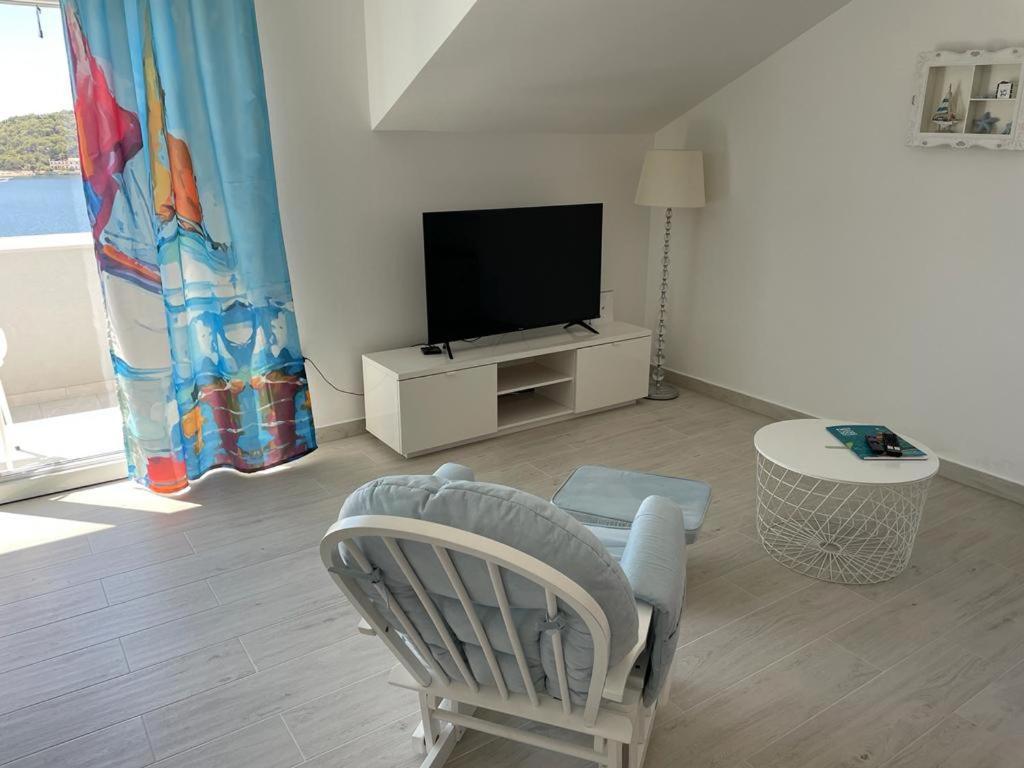 Apartments Losinj Sunset Mali Lošinj Eksteriør billede
